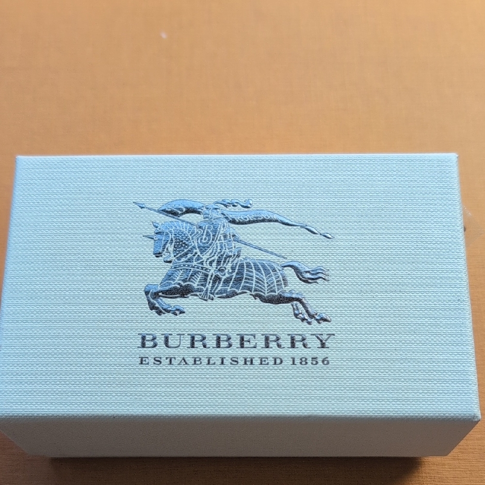 Burberry Blue Gift Box‎